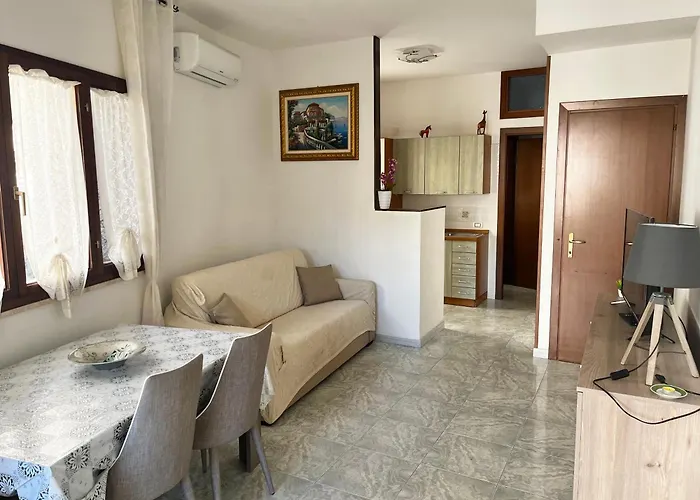 Casa Tina By La Via Del Mare Viaggi E Vacanze Semesterbostad