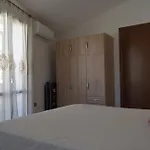 Casa Tina By La Via Del Mare Viaggi E Vacanze Semesterbostad *