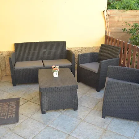 Casa Tina By La Via Del Mare Viaggi E Vacanze Tatil Evi *