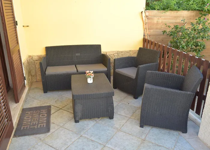 Casa Tina By La Via Del Mare Viaggi E Vacanze Tatil Evi *