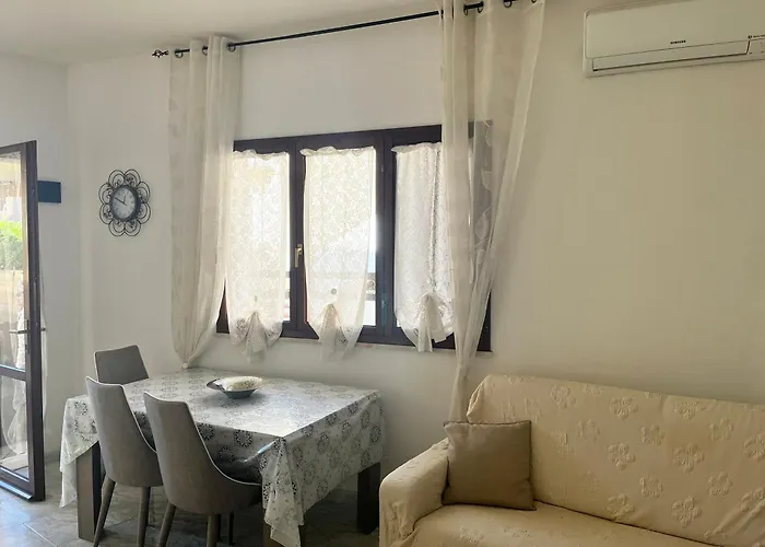 펜션 Casa Tina By La Via Del Mare Viaggi E Vacanze