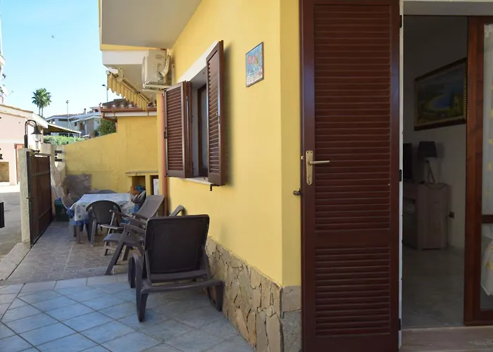 Casa Tina By La Via Del Mare Viaggi E Vacanze 펜션